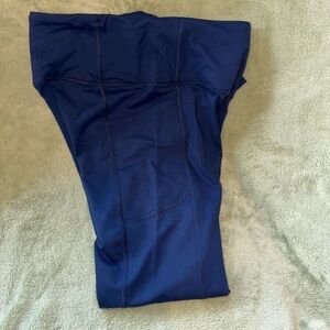 Victoria secret sport navy blue pocket leggings size small